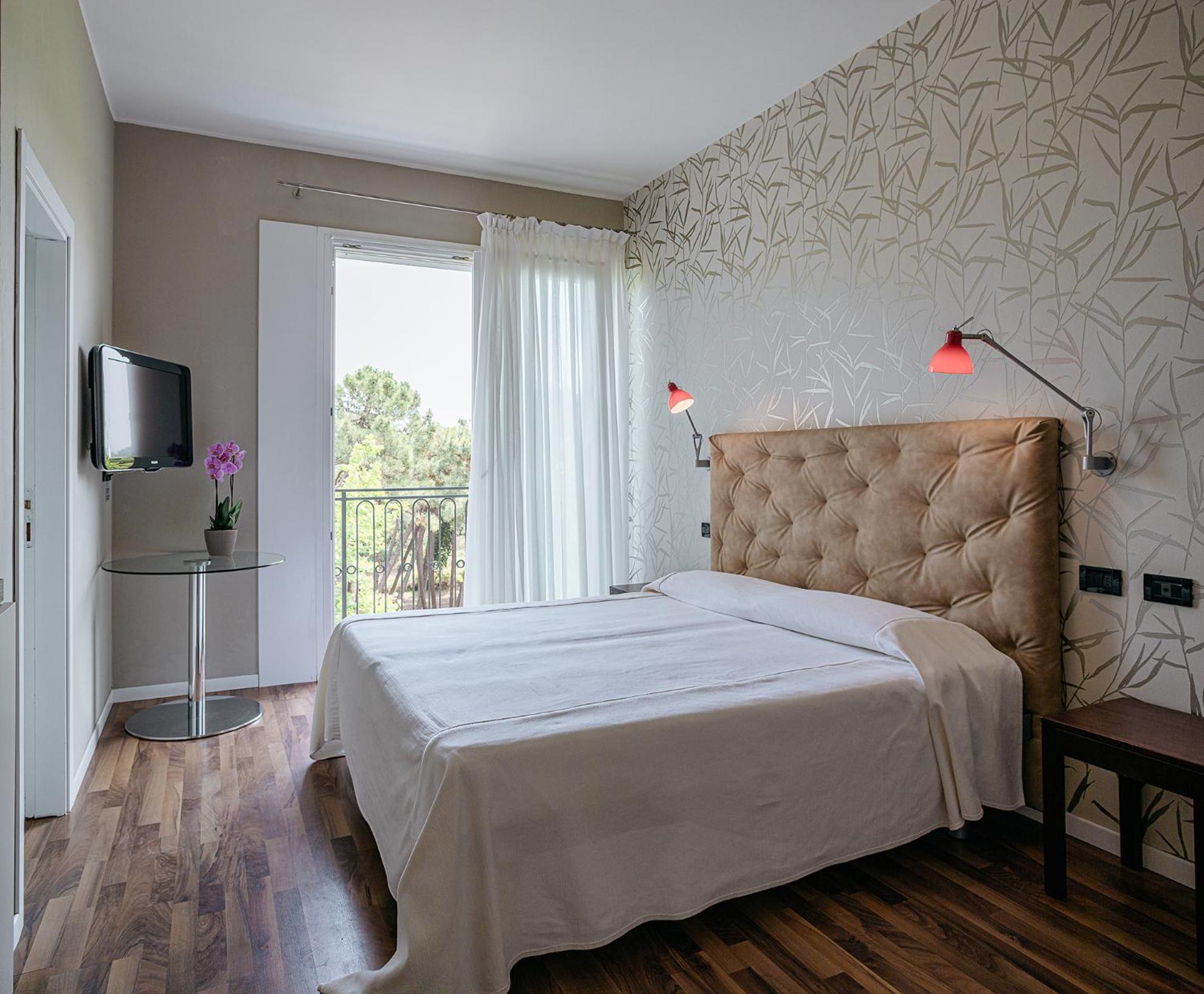Hotel Corallo Marina Romea Kültér fotó